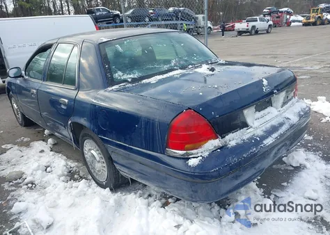 2002 Ford Crown Victoria Natural Gas Vehicle/Police/Police Street Appearance из США, поврежденный, VIN 2FAFP71W72X134970